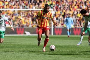 半岛体育官方入口-罗马诺：国米超2000万欧正式报价朗斯中场迪乌夫