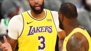 半岛体育官方网站-湖人“老人帮”指望浓眉复苏 隆多可让他更多吃饼